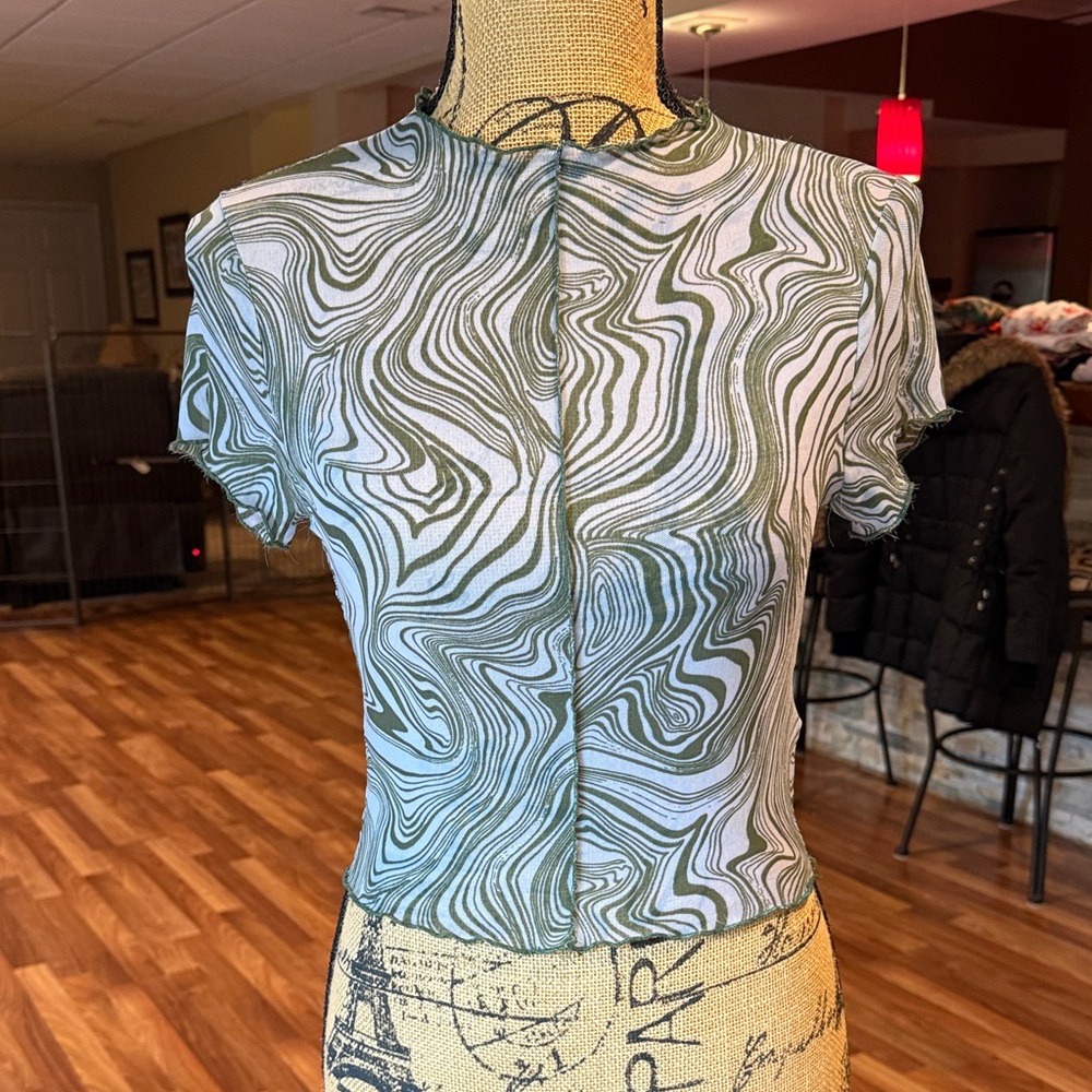 Size small sheer psychedelic vibes crop top